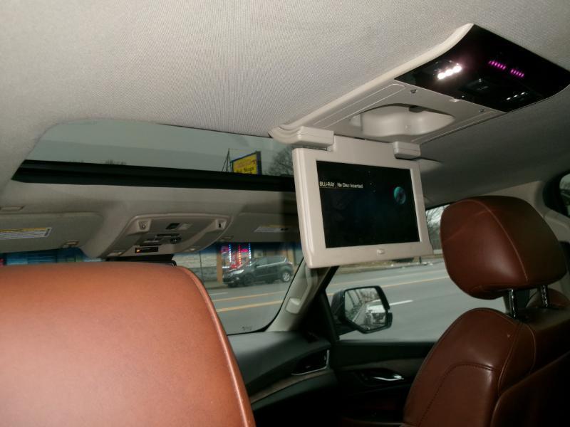 Cadillac Escalade ESV Premium 4WD 2016