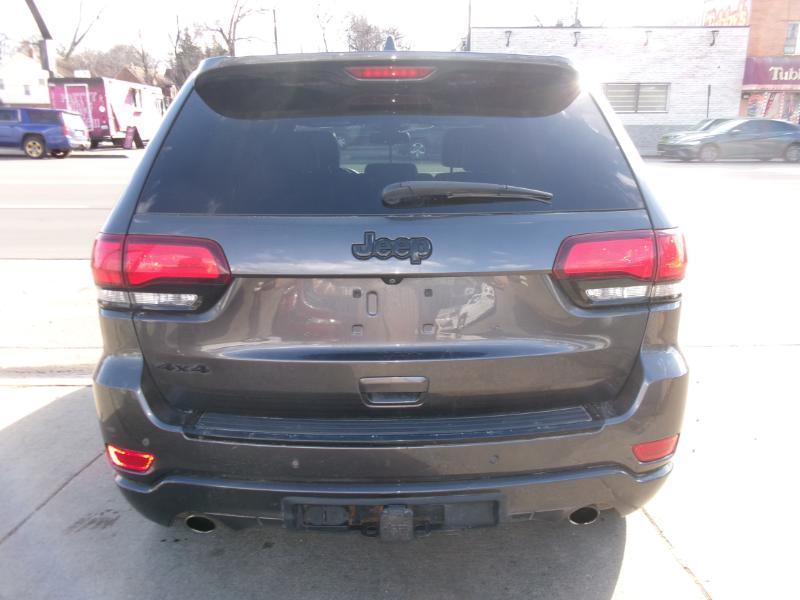 Jeep Grand Cherokee Laredo 4WD 2015