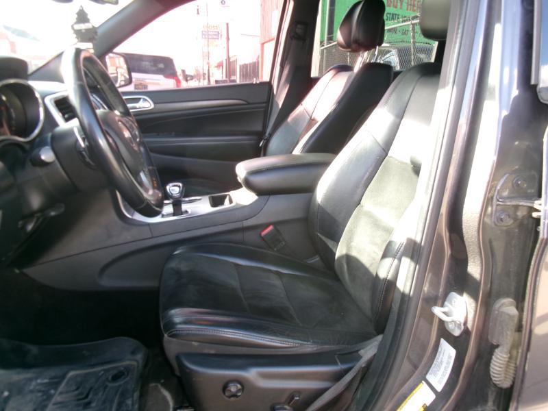 Jeep Grand Cherokee Laredo 4WD 2015