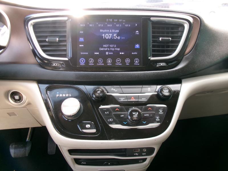 Chrysler Pacifica Touring-L Plus 2017