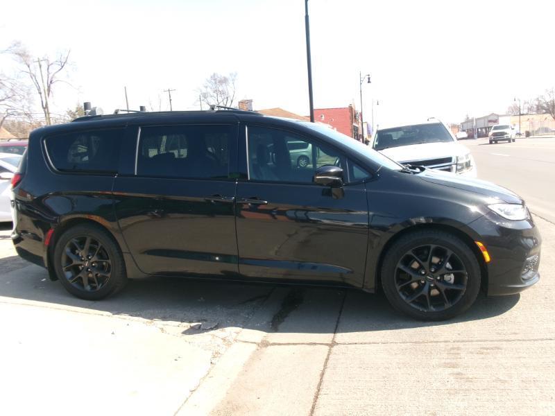 Chrysler Pacifica Touring-L 2021