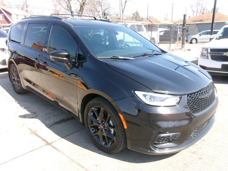 Chrysler Pacifica Touring-L 2021
