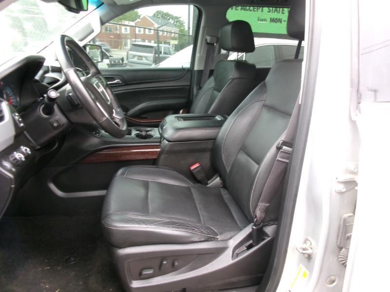 GMC Yukon XL SLT 4WD 2017