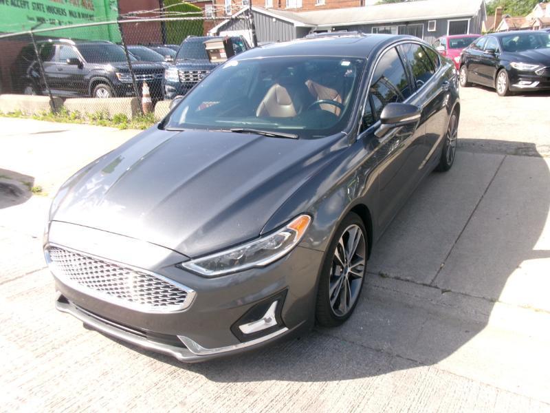 Ford Fusion Titanium 2020