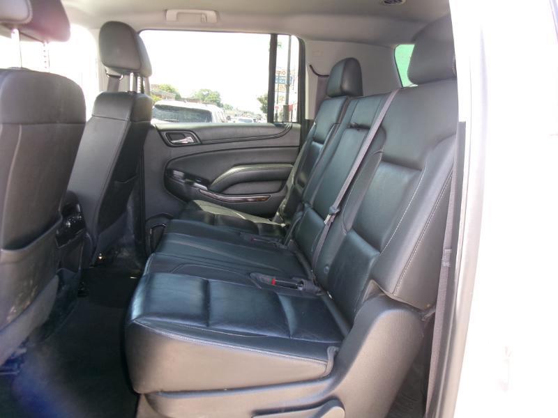 Chevrolet Suburban LT 4WD 2016