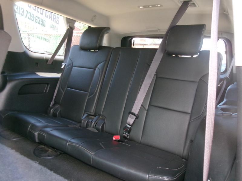 Chevrolet Suburban LT 4WD 2016