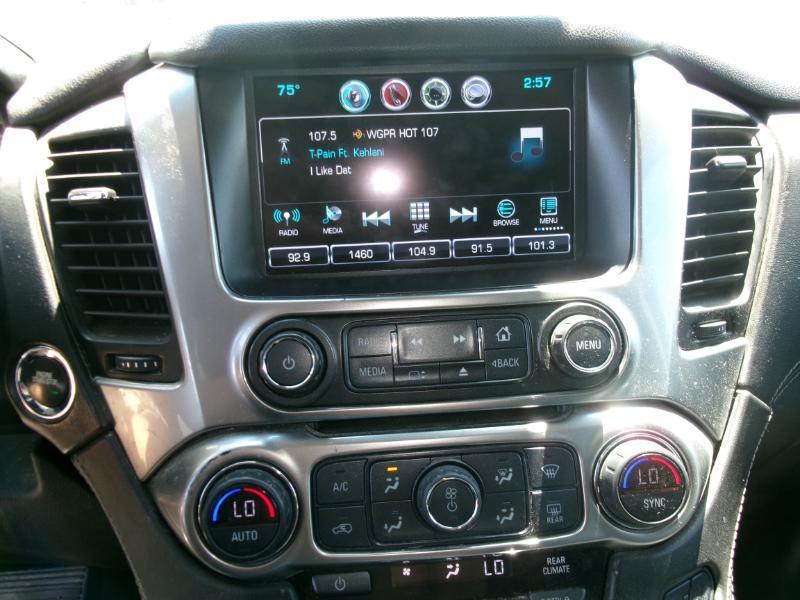 Chevrolet Suburban LT 4WD 2016