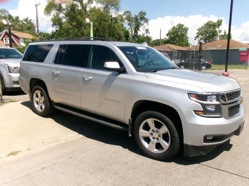 Chevrolet Suburban LT 4WD 2016