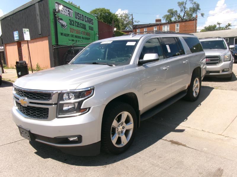 Chevrolet Suburban LT 4WD 2016