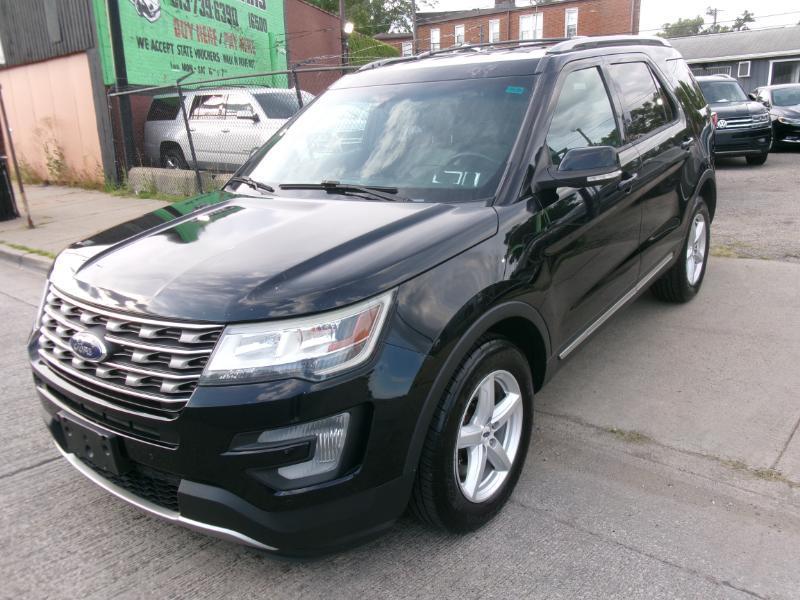 Ford Explorer XLT 4WD 2016
