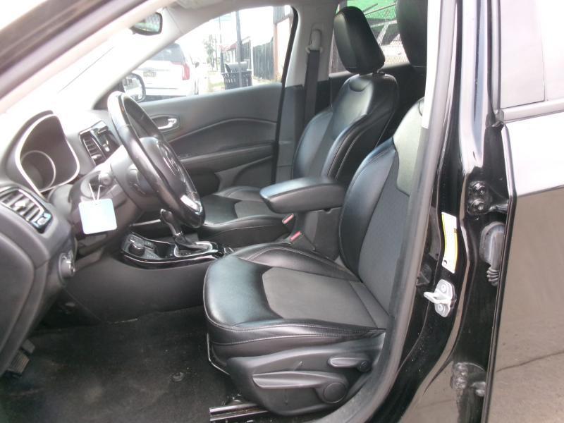 Jeep Compass photo 5