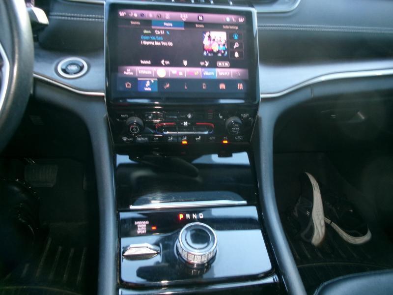 Jeep Grand Cherokee L Limited 4WD 2022