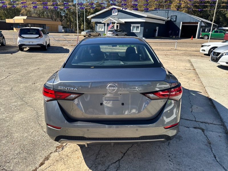 Nissan Sentra S 2024