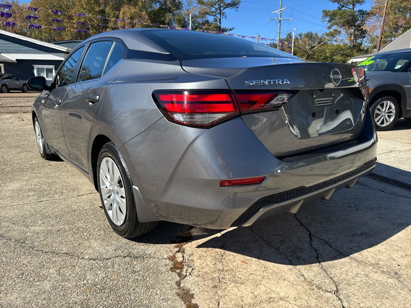 Nissan Sentra S 2024