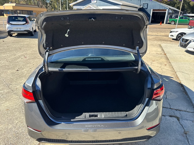 Nissan Sentra S 2024