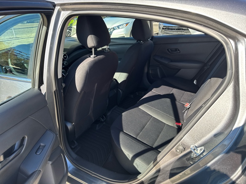 Nissan Sentra S 2024