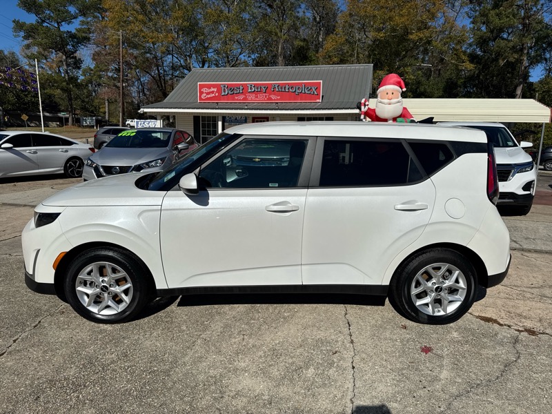 Kia Soul LX CVT 2023