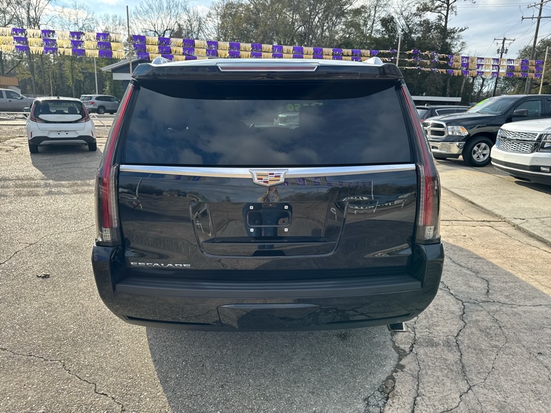 Cadillac Escalade Platinum 2WD 2017