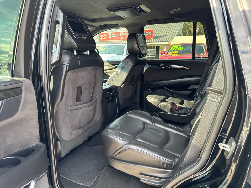 Cadillac Escalade Platinum 2WD 2017