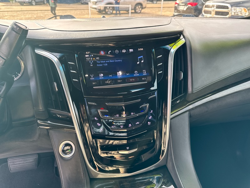 Cadillac Escalade Platinum 2WD 2017