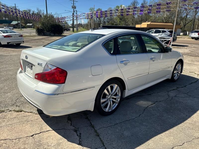 Infiniti M35  2008