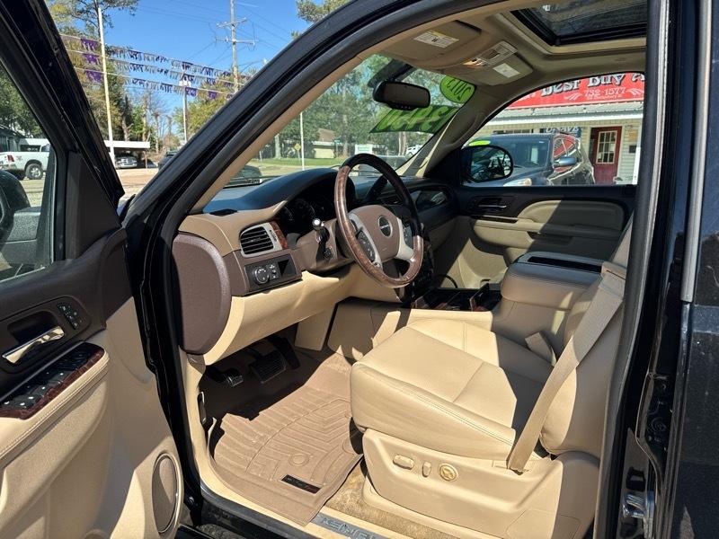 GMC Yukon Denali XL 2013