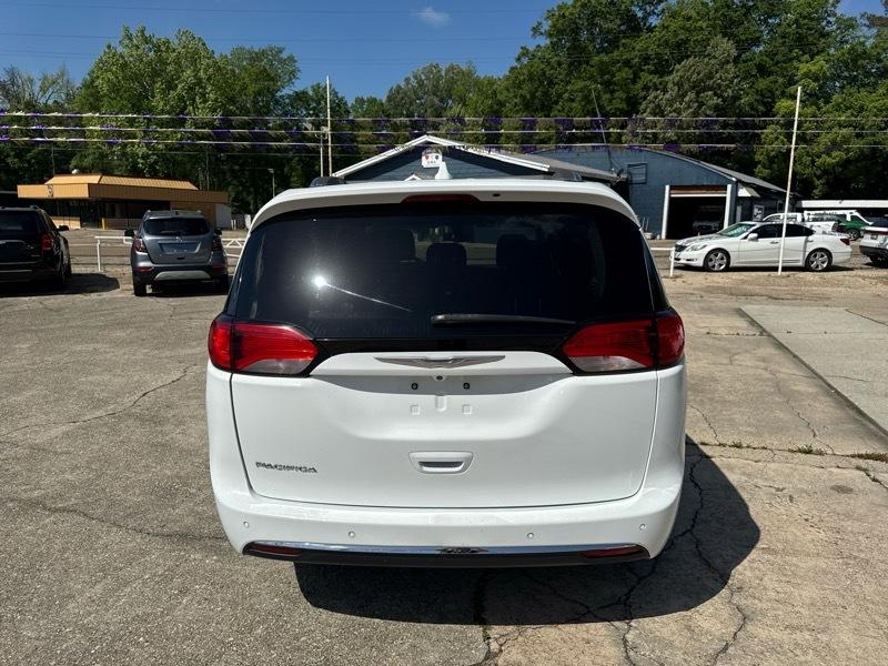 Chrysler Pacifica Touring-L 2018