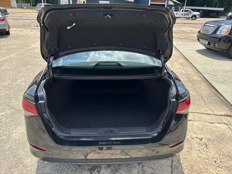 Nissan Sentra SV 2024