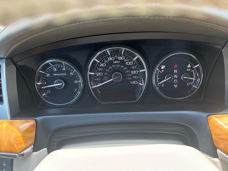 Lincoln MKS 3.7L FWD 2010
