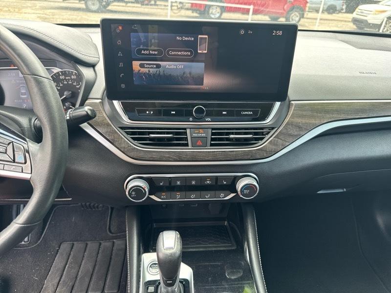 Nissan Altima 2.5 SV 2024