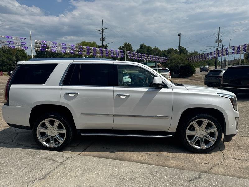 Cadillac Escalade Premium 2WD 2018