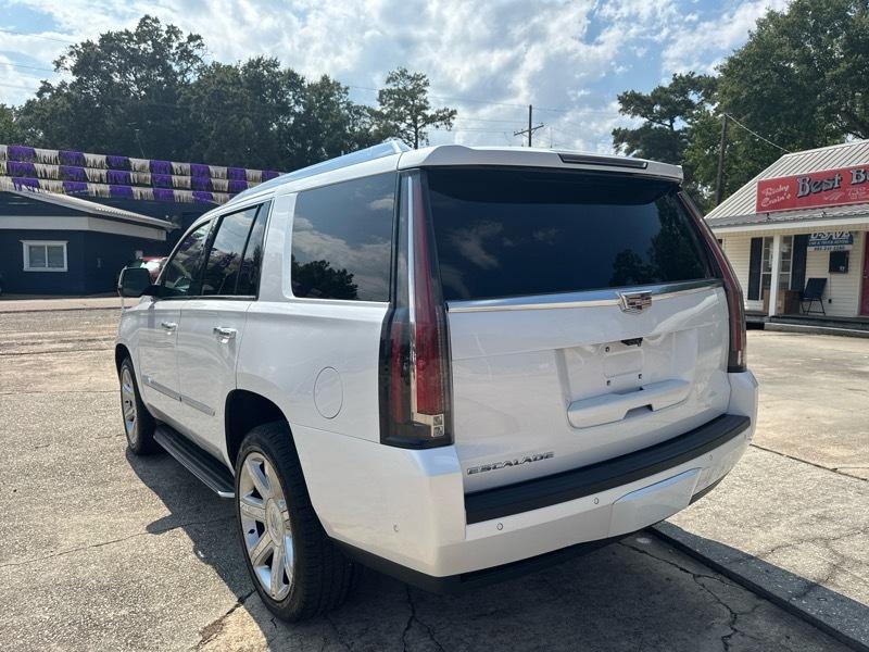 Cadillac Escalade Premium 2WD 2018