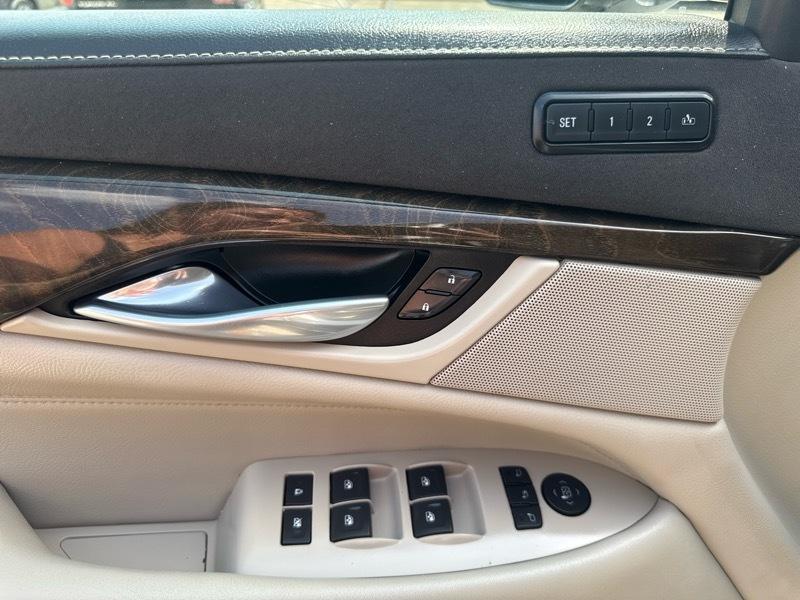 Cadillac Escalade Premium 2WD 2018