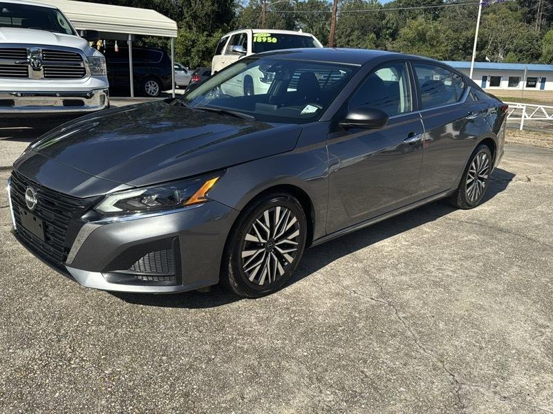Nissan Altima 2.5 SV 2025