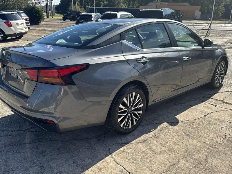 Nissan Altima 2.5 SV 2025