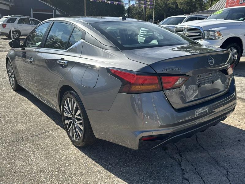 Nissan Altima 2.5 SV 2025