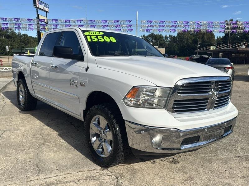 RAM 1500 4WD Crew Cab 140.5" Big Horn 2014
