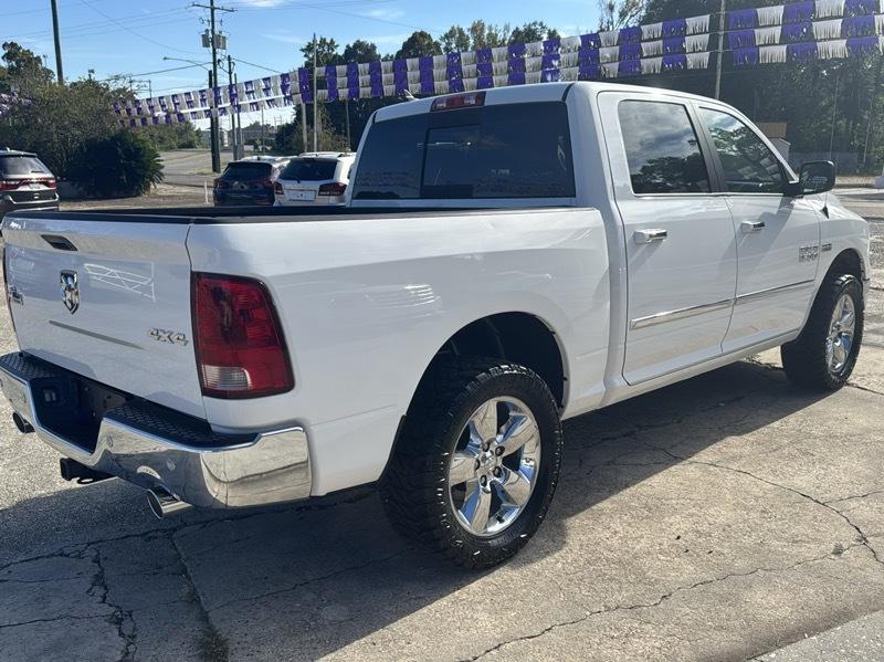 RAM 1500 4WD Crew Cab 140.5" Big Horn 2014