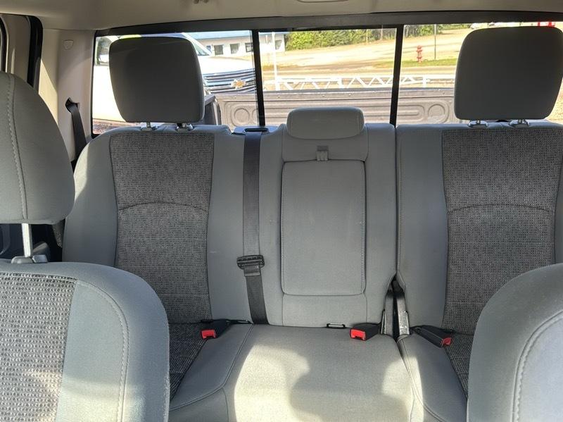 RAM 1500 4WD Crew Cab 140.5" Big Horn 2014