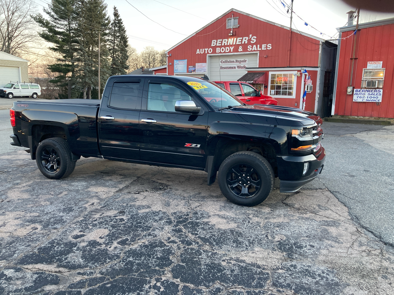Chevrolet Silverado 1500 2WD Crew Cab 153.0" LTZ w/1LZ 2016