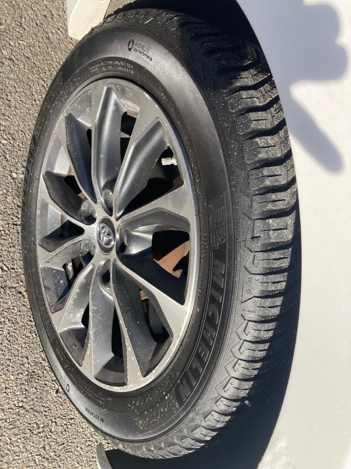 Toyota Avalon XLE Plus 2017