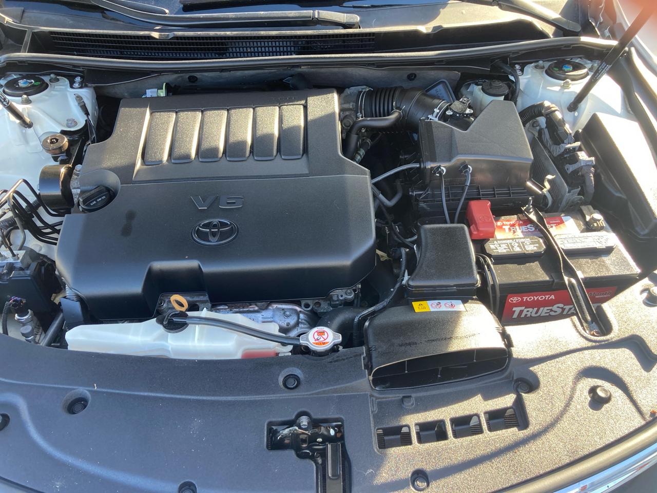 Toyota Avalon XLE Plus 2017