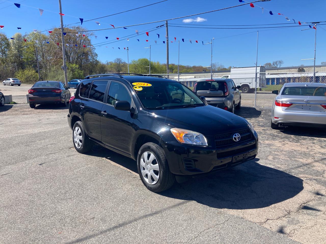 Toyota RAV4 Base I4 4WD 2011
