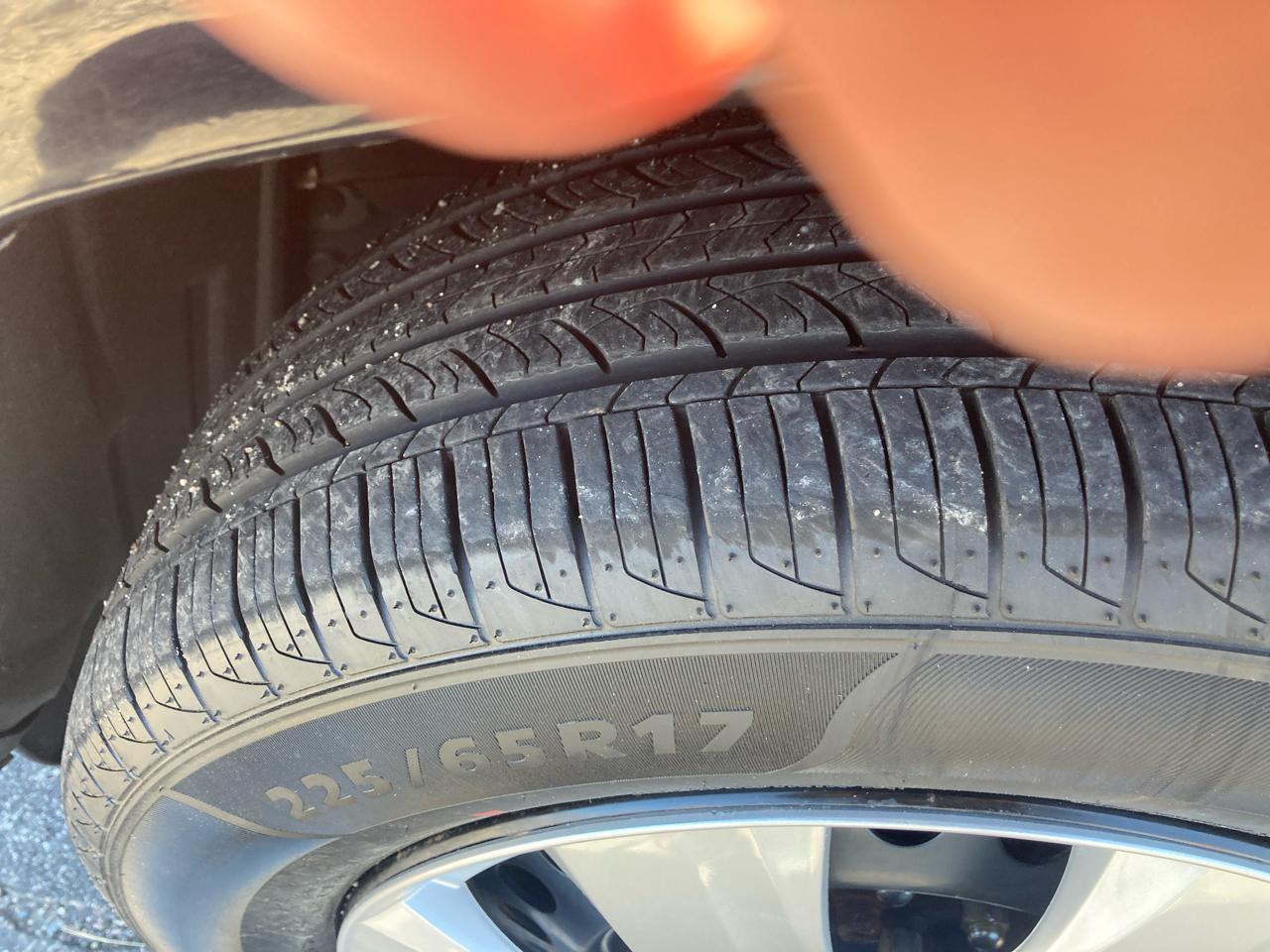 Toyota RAV4 Base I4 4WD 2011