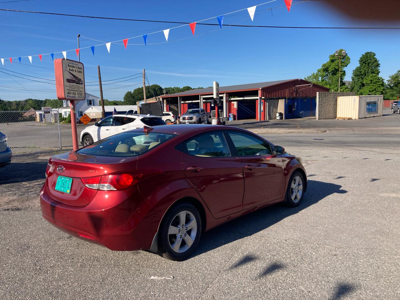 Hyundai Elantra 4dr Sdn Auto GLS 2013