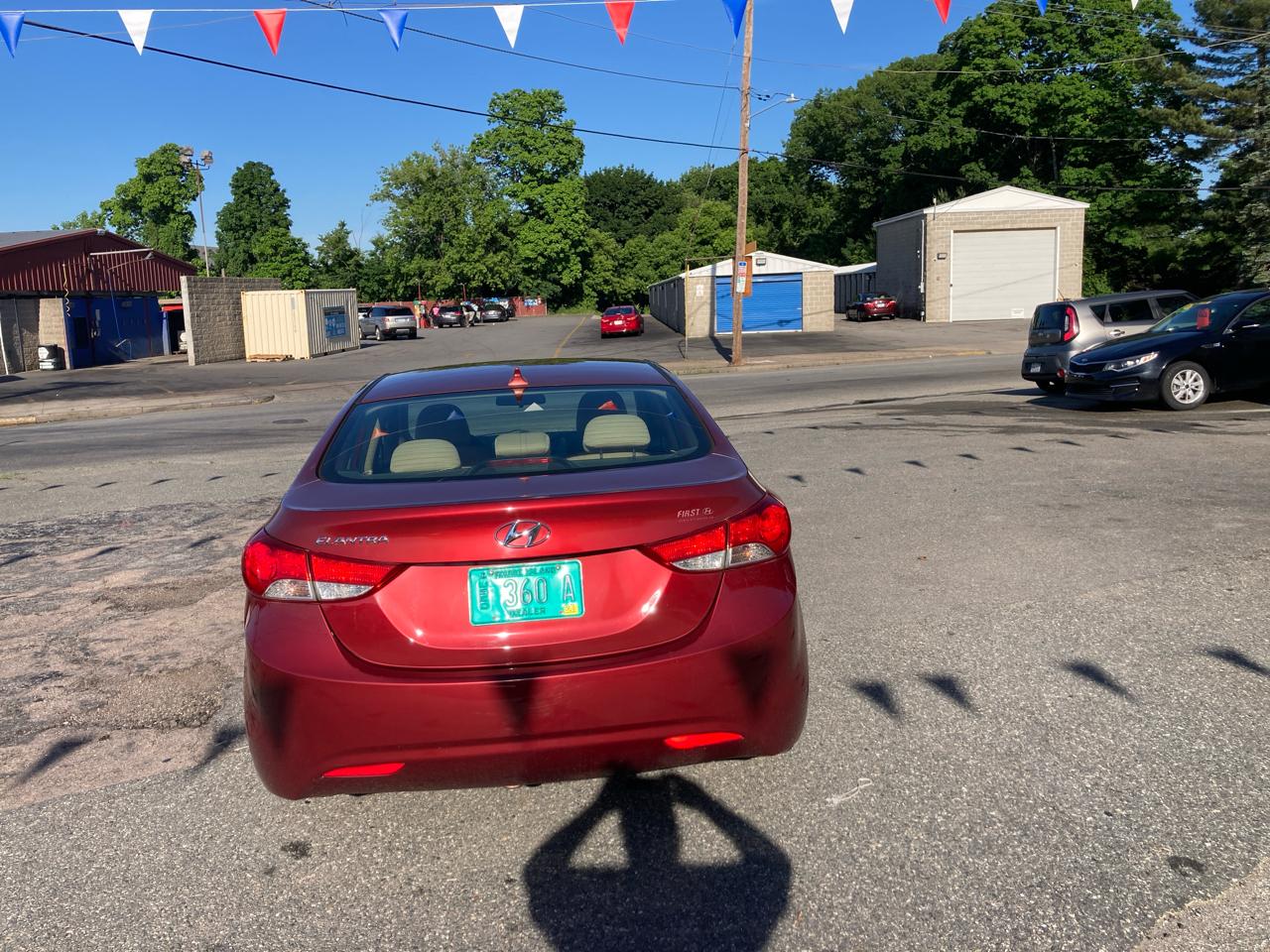 Hyundai Elantra 4dr Sdn Auto GLS 2013