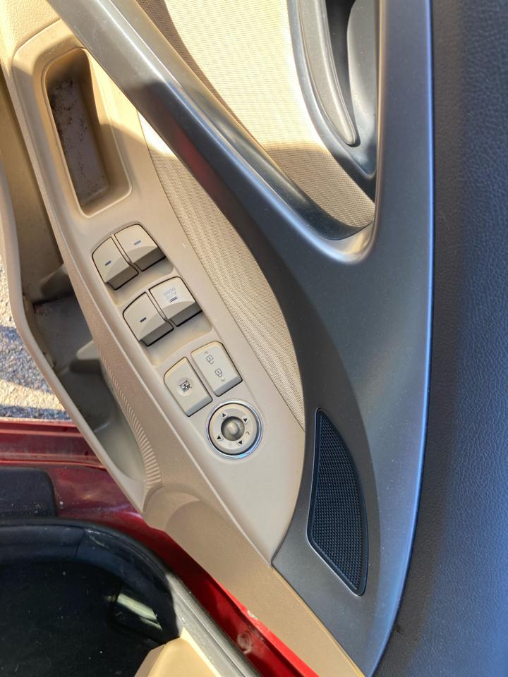 Hyundai Elantra 4dr Sdn Auto GLS 2013
