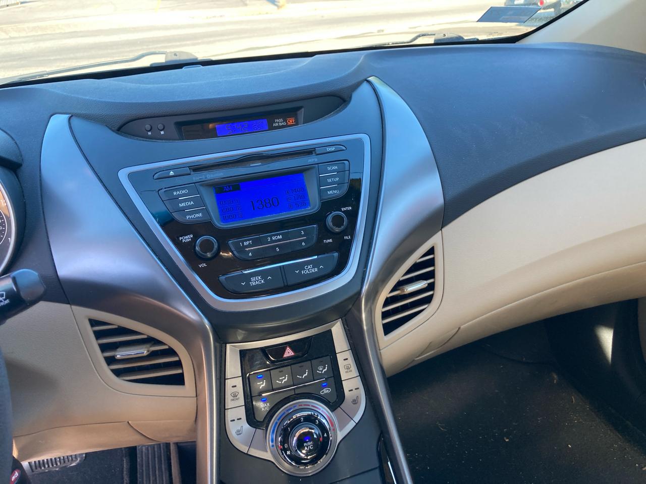 Hyundai Elantra 4dr Sdn Auto GLS 2013