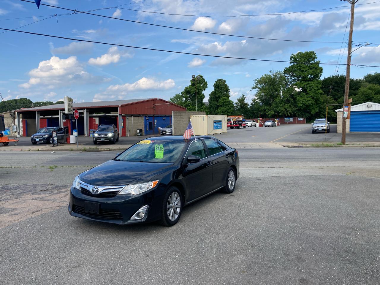 Toyota Camry 4dr Sdn I4 Auto XLE (Natl) 2012