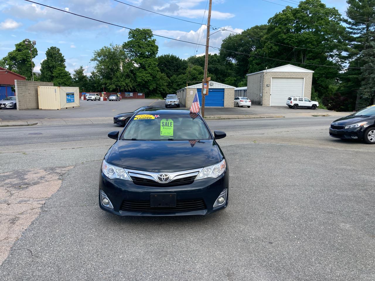 Toyota Camry 4dr Sdn I4 Auto XLE (Natl) 2012